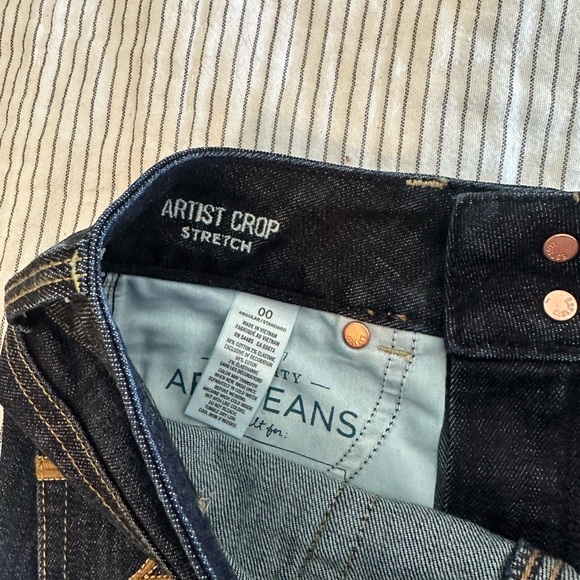 American Eagle Jean - Picture 3 of 4